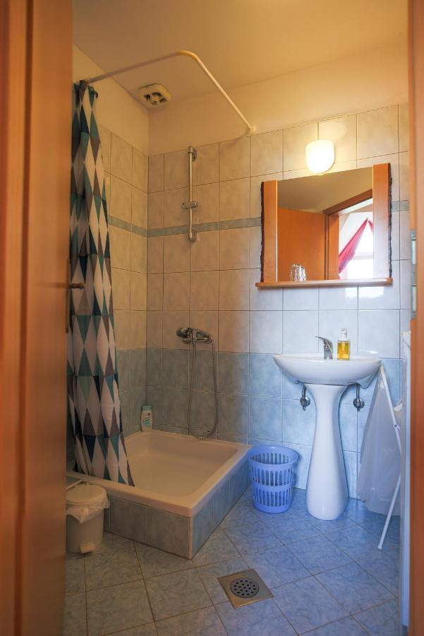 Domacija Malnarjevi Villa Villa Slavina Kültér fotó